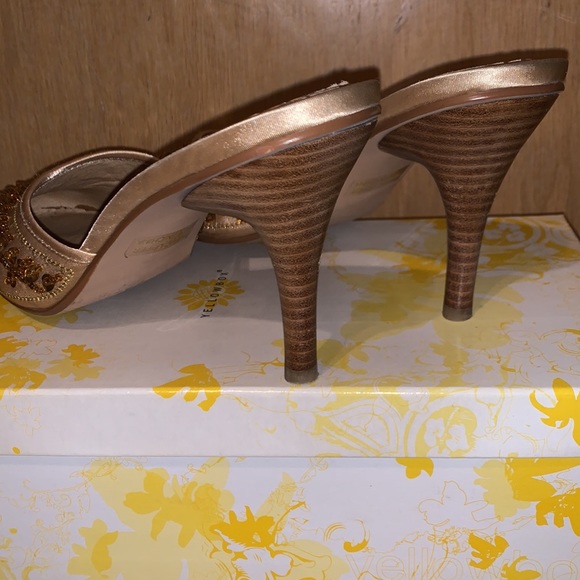Gorgeous Gold Embellished Heels - Picture 4 of 11